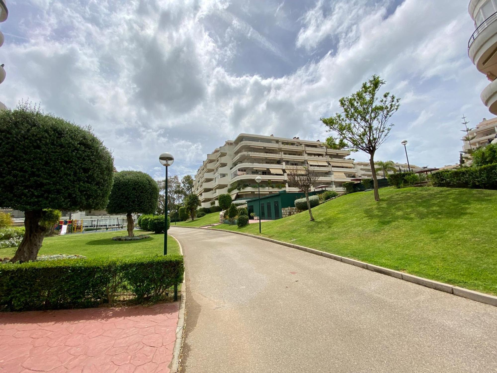 Apartamento Con Vistas Y Terraza En Guadalmina Mad มาร์เบยา ภายนอก รูปภาพ